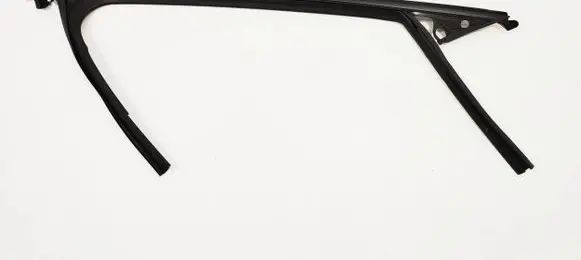 Mazda CX-30 Front door glass trim molding DFR55860ZD