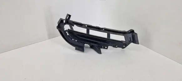 Volvo S90, V90 Front bumper lower grill 31425077