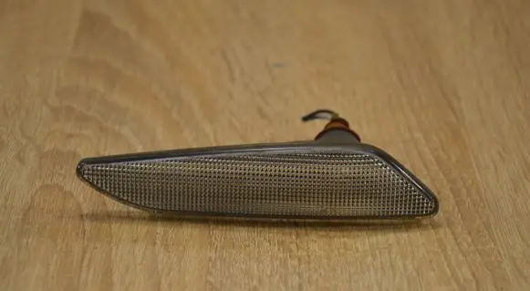 Lancia Delta Front fender indicator light 