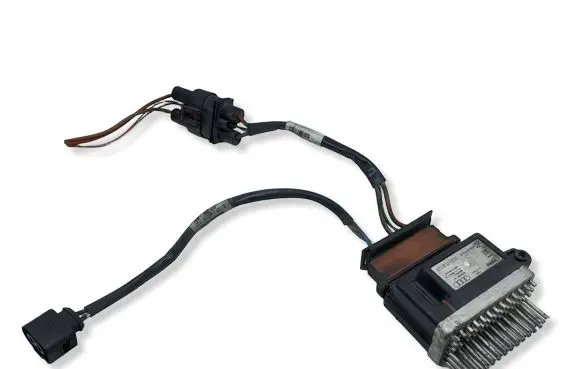 Audi A5 Sportback 8TA Coolant fan relay 8K0959501E 8K0910501F