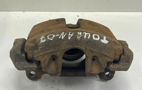 Volkswagen Touran I Front brake caliper
