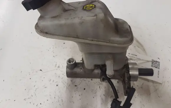 KIA Sorento Master brake cylinder 341116