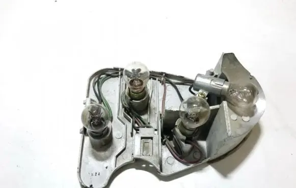 Nissan Sunny Tail light bulb cover holder 22063324 220-63324
