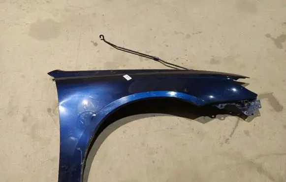 Subaru Legacy Fender