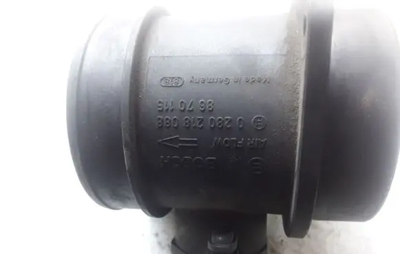 Volvo V70 Mass air flow meter 0280218088