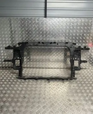 Hyundai Kona I Radiator support slam panel 64101