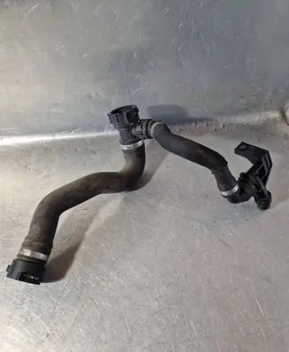 BMW X3 F25 Engine coolant pipe/hose 16185913 7808076