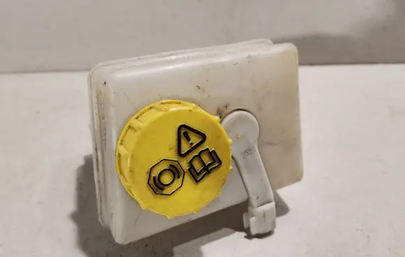 Jaguar XF Brake fluid reservoir 03350886961