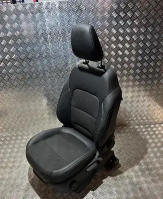 Ford Kuga III Front driver seat DG24739