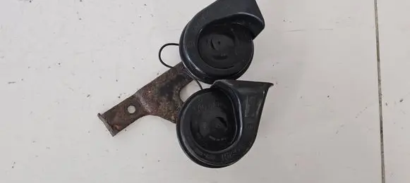 Peugeot 3008 I Horn signal 703881157