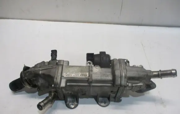 BMW 2 Active Tourer U06 EGR valve cooler K4D39F464DA