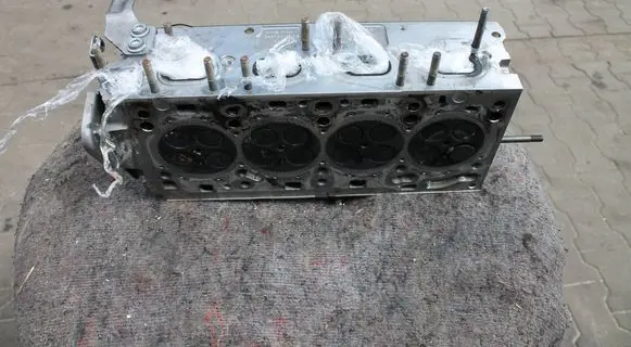 Audi Q5 SQ5 Engine head 05L103403AD