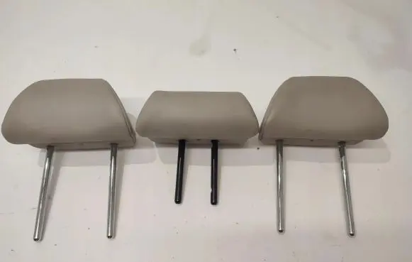 Peugeot 508 Rear seat headrest 
