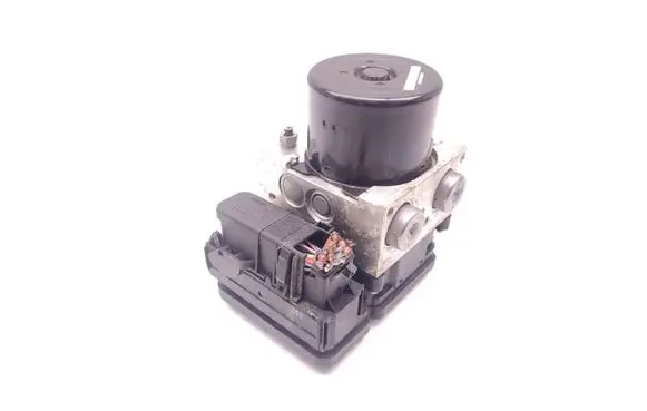 Land Rover Freelander 2 - LR2 ABS Pump 6G9N-2C405-DG