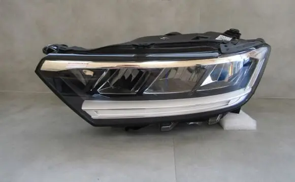 Volkswagen T-Roc Headlight/headlamp 2GA941005F