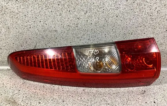Volvo V70 Rear/tail lights 160985