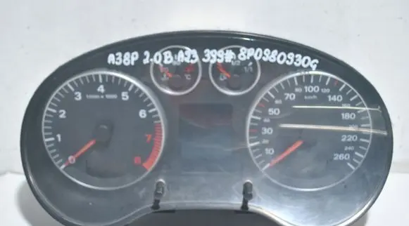 Audi A3 S3 8P Speedometer (instrument cluster) 8P0980930G
