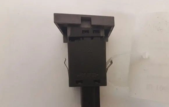 Opel Insignia A Parking (PDC) sensor switch 13138256