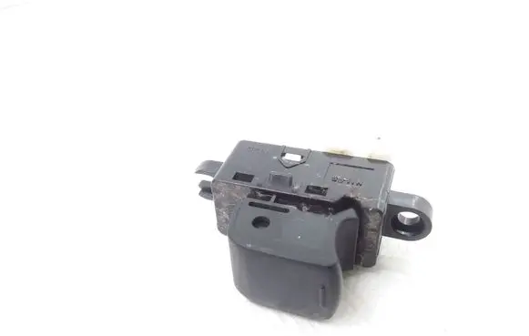 Subaru Forester SH Electric window control switch 7928Z