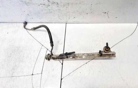 Honda CR-V Fuel main line pipe