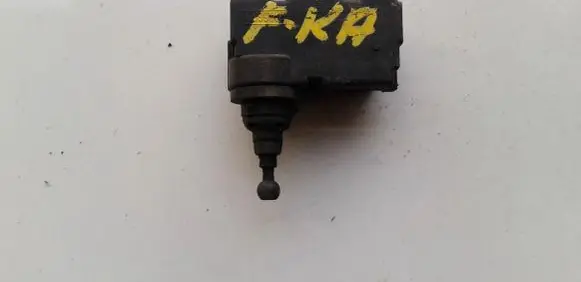 Headlight level adjustment motor