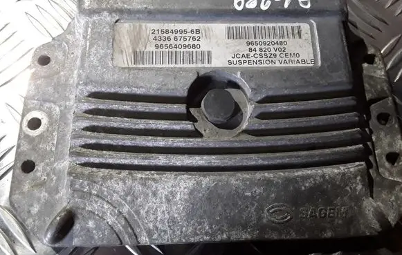 Peugeot 607 Engine control unit/module 9656409680 9650920480