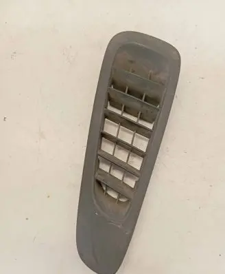 Mercedes-Benz Vito Viano W639 Dashboard air vent grill cover trim A6398310060