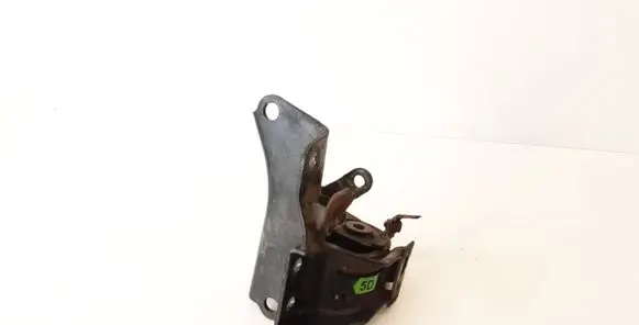 Toyota Avensis T250 Engine mount bracket