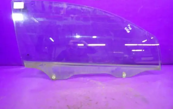 Chevrolet Kalos Front door window glass four-door