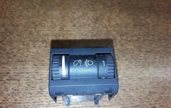 Skoda Octavia Mk2 (1Z) Headlight level height control switch 1Z0941333 0941333