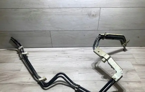 Mitsubishi Pajero Fuel line/pipe/hose 44321w575