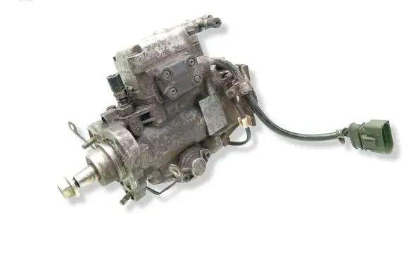 Audi A4 S4 B5 8D Fuel injection high pressure pump 0460404985