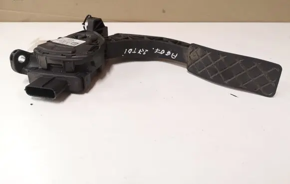 Audi A6 S6 C6 4F Accelerator throttle pedal 8K1723523 6PV00950501