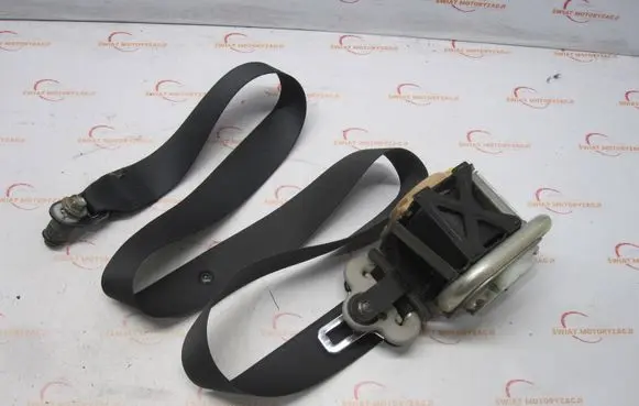 Suzuki Grand Vitara II Front seatbelt 8494065J0