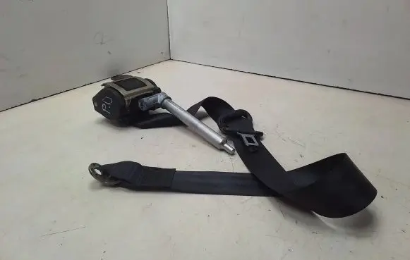 Audi 80 90 S2 B4 Front seatbelt 8A0857706L 566027800