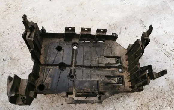 Peugeot 508 RXH Battery box tray 9686469580