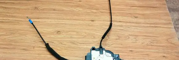 Renault Kangoo II Loading door lock 8280542396