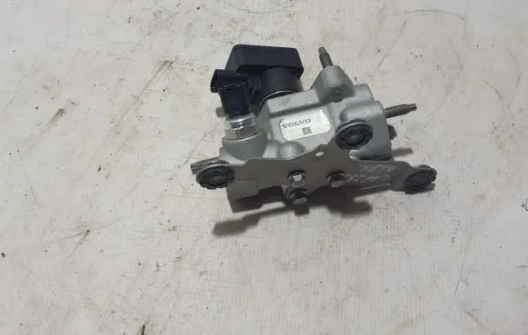 Volvo C40 Air conditioning (A/C) expansion valve 32373354