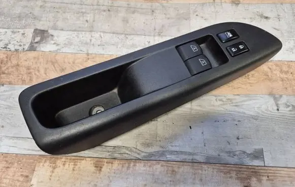 Nissan NV200 Electric window control switch 809613LM0A