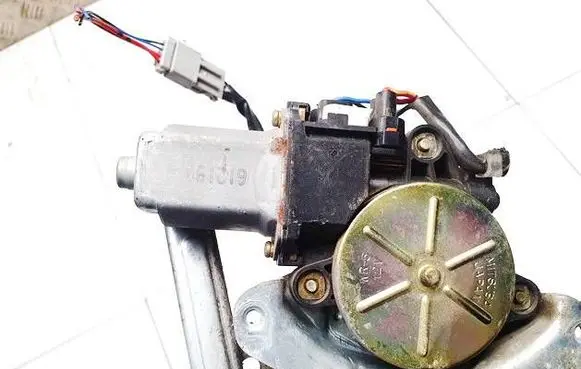 Front door window regulator motor