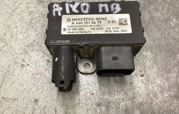 Mercedes-Benz A W169 Glow plug pre-heat relay A6401530479 899087000