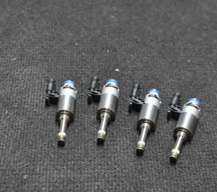 Fuel injectors set