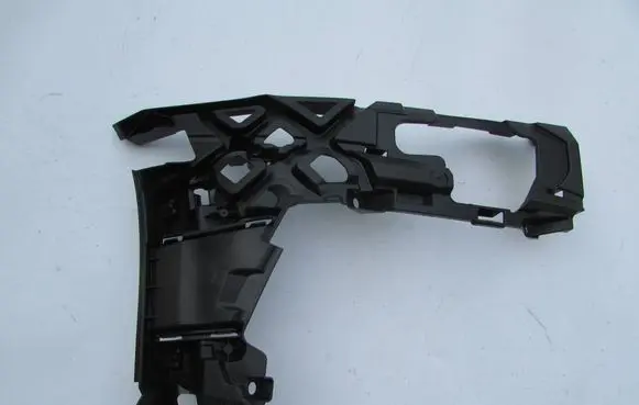 Volkswagen Golf VII Front bumper mounting bracket 5G0807724L
