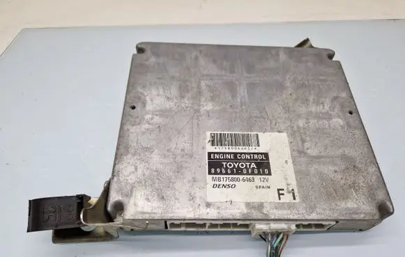 Toyota Corolla Verso AR10 Engine control unit/module 896610F010 MB1758006463