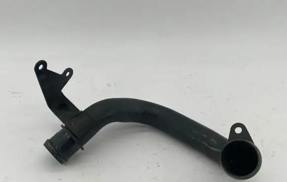 Audi Q7 4L Engine coolant pipe/hose 059121071AM