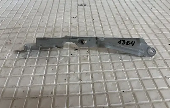 Renault Talisman Fender mounting bracket 50797503 420870451