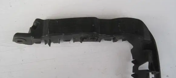 Audi A3 S3 8V Front bumper mounting bracket 8V5807184