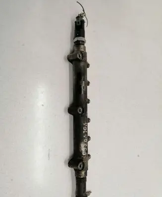 Volvo S60 Fuel main line pipe 0445215010 000535 8658252