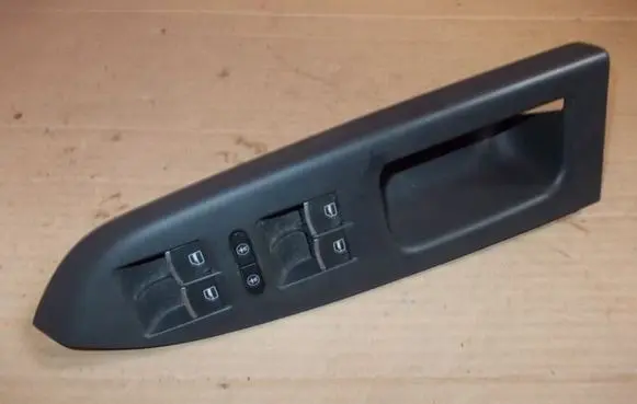 Volkswagen Touran II Electric window control switch