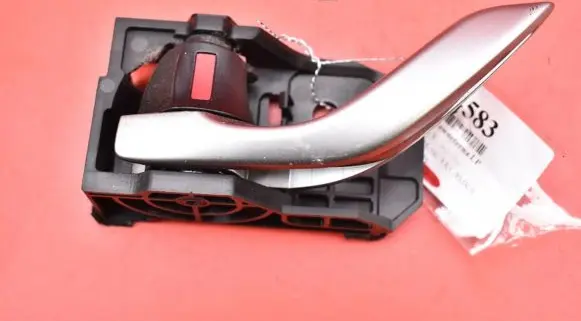 Mazda 3 II Front door interior handle T8315
